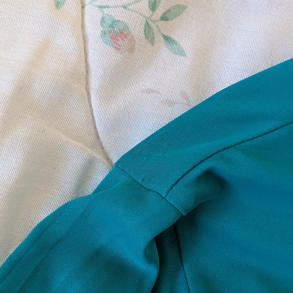 Natori Short Robe - Picture 12 of 12